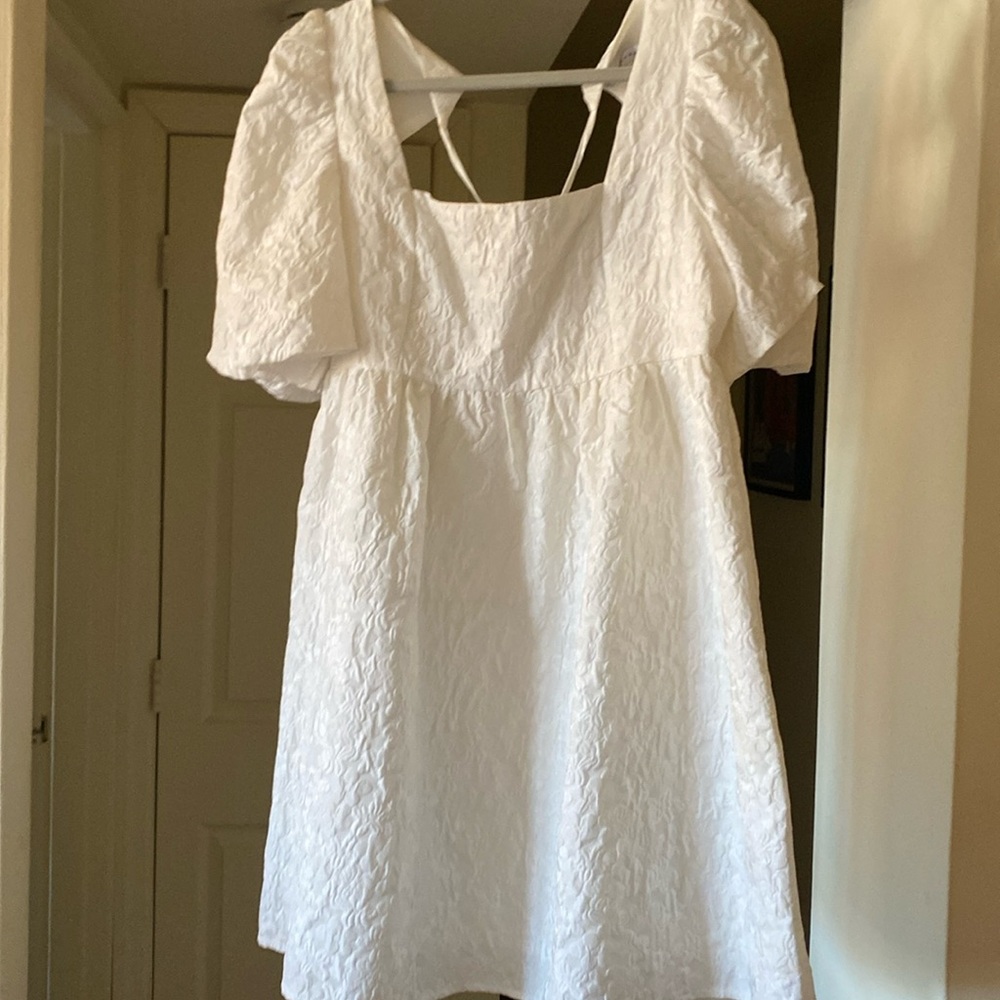 White Endless Rose Jacquard Dress